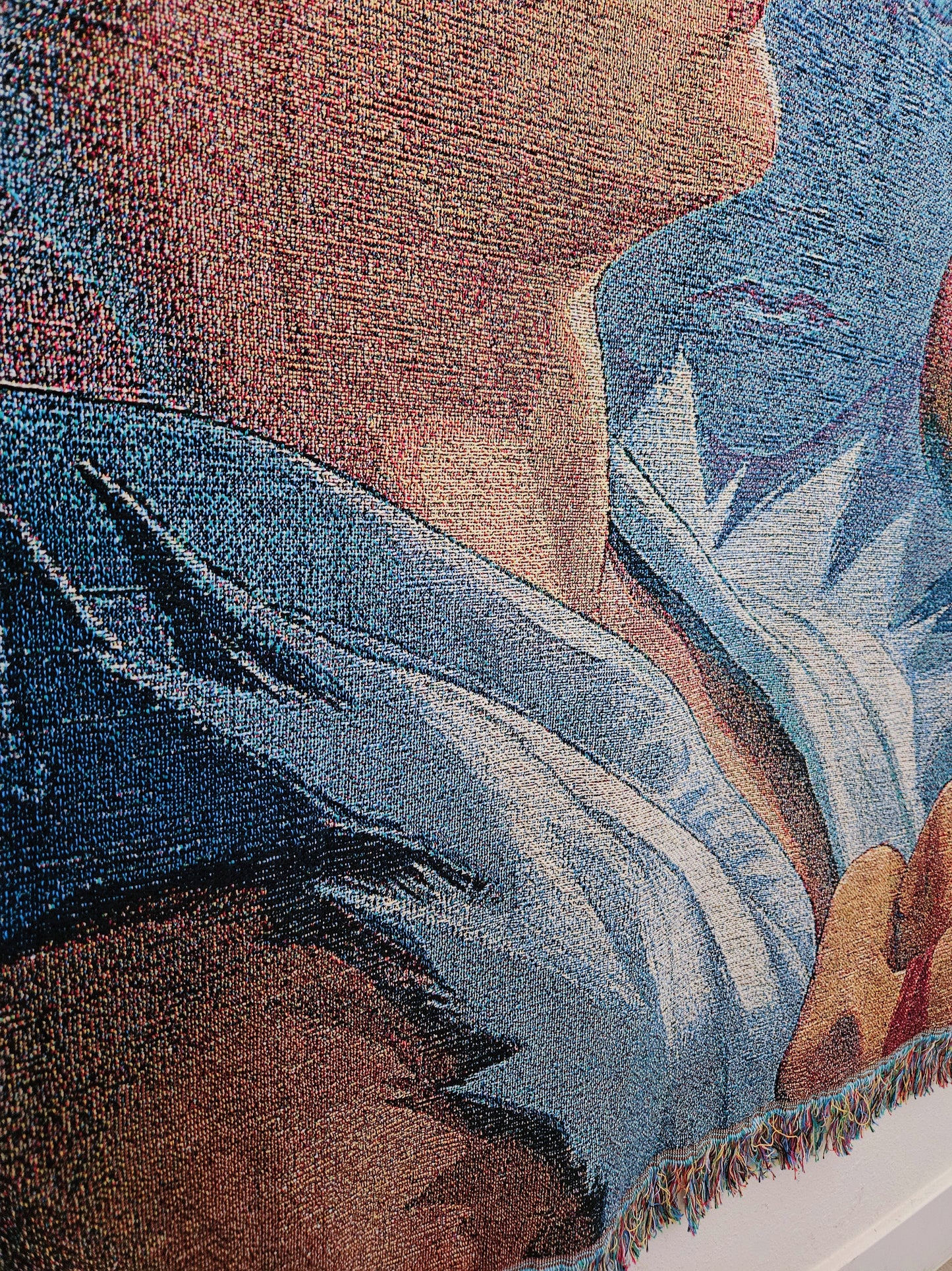 FACE OFF Tapestry Blanket